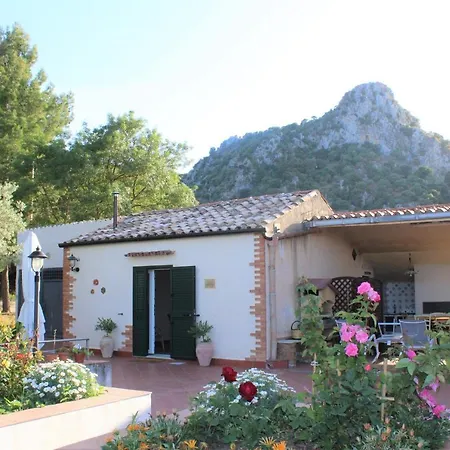Borgo Vignale Case Vacanza Cefalù